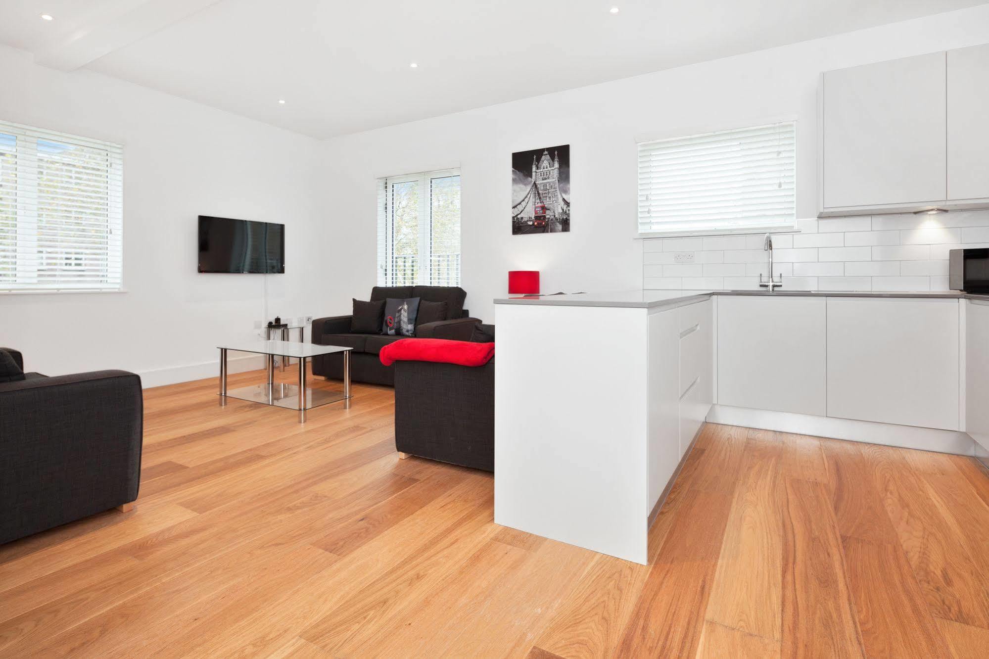 Access West Kensington Apartment London Exterior photo