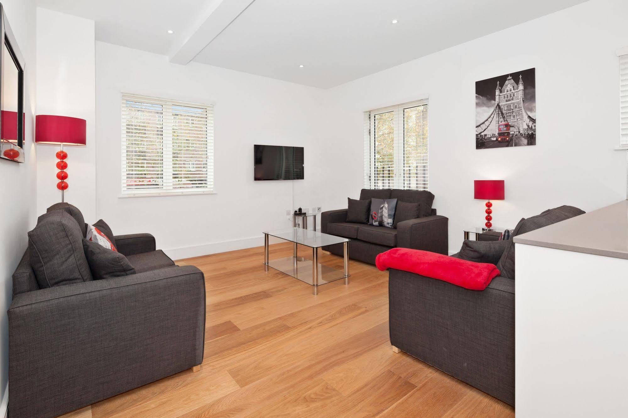Access West Kensington Apartment London Exterior photo